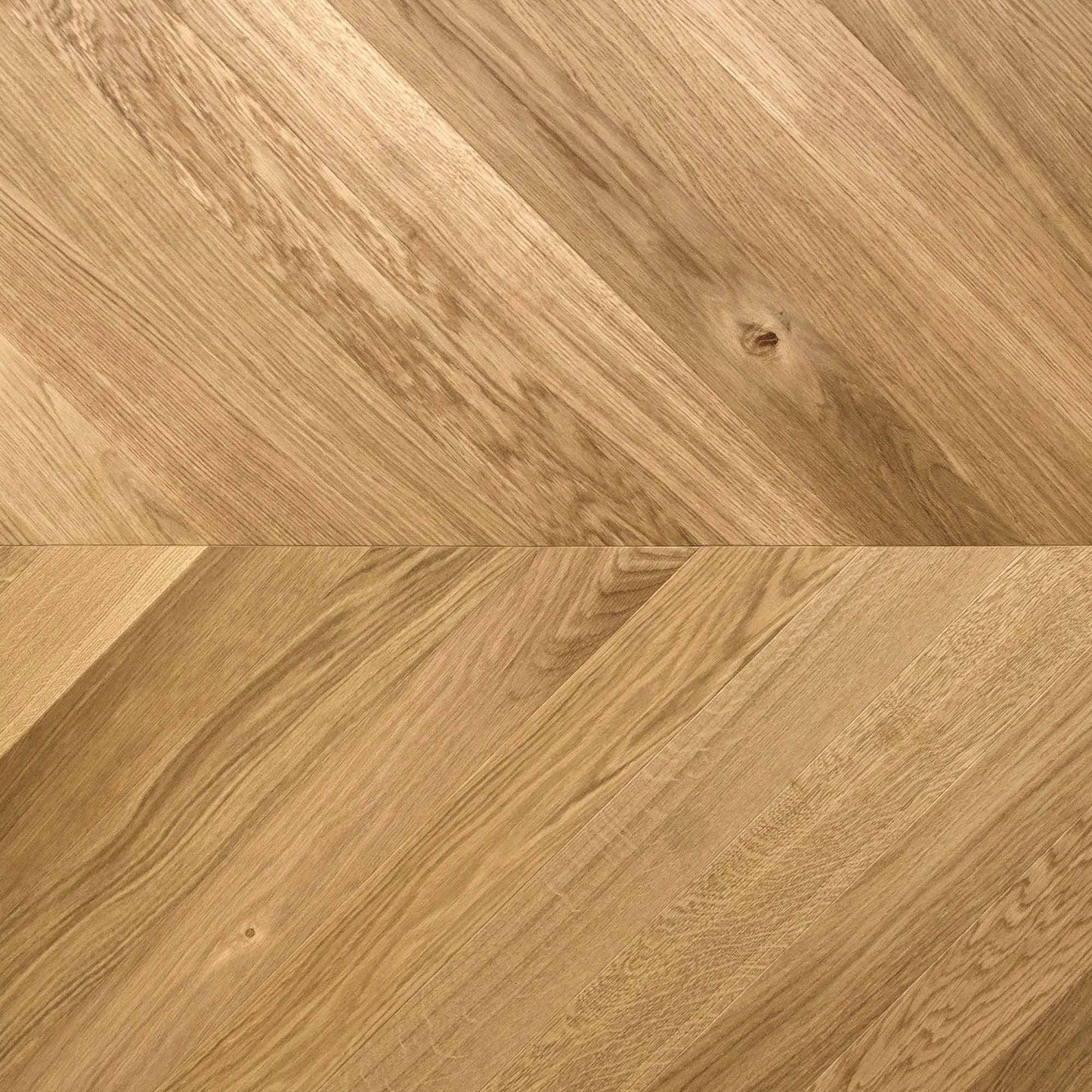 CV101 Natural Oak Chevron