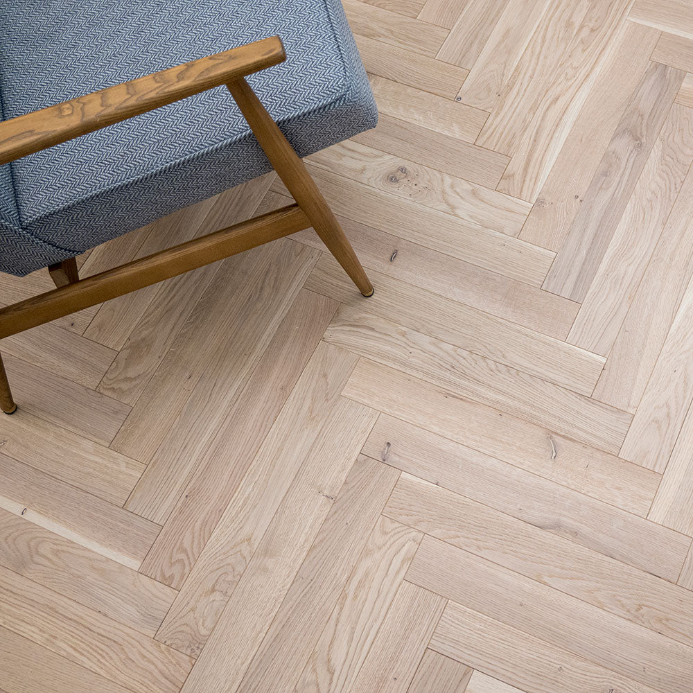 TH109 Seashell Strip Herringbone