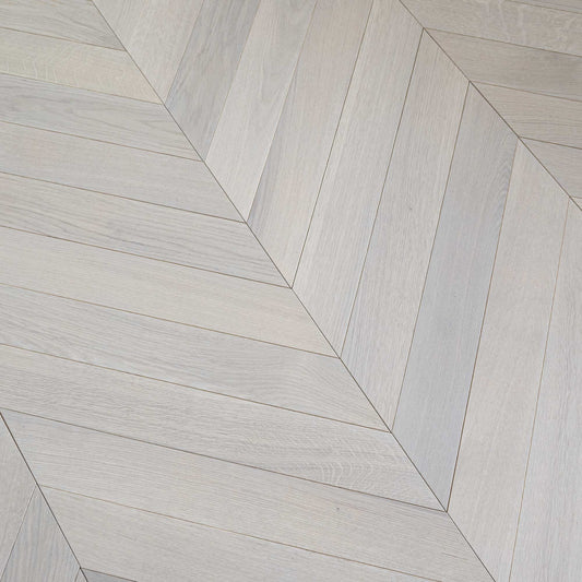 CV105 Misty Grey Chevron